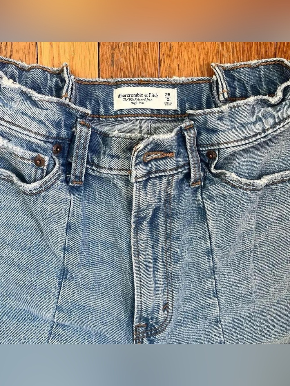 Abercrombie & Fitch High-Rise Light Blue Women’s Jeans